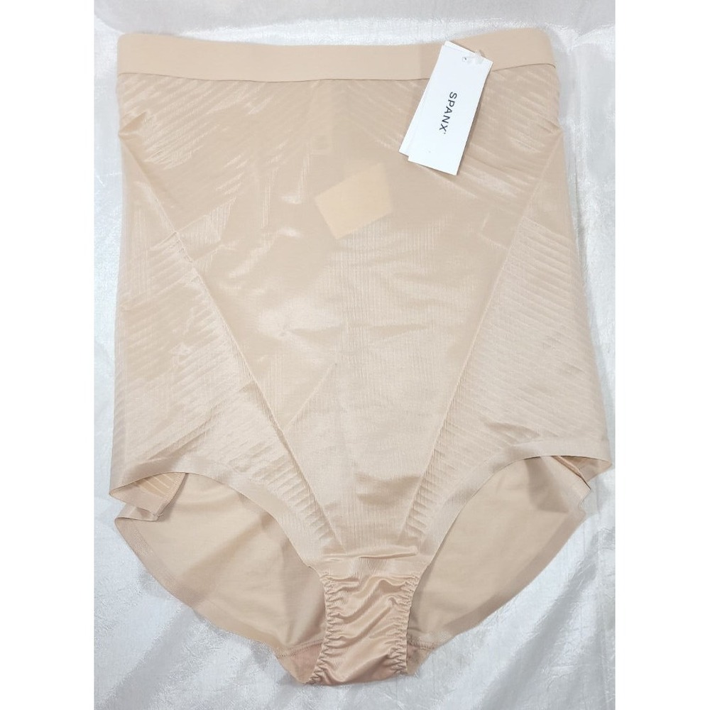 Spanx SPANXshape Invisible High Waisted Shapewear Brief 10402R - Champagne - M